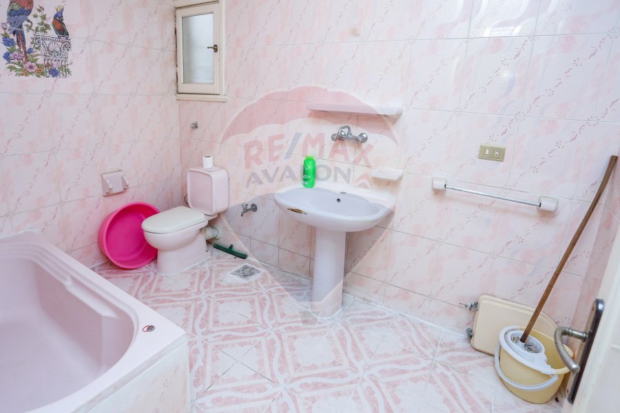 Apartment for sale 120 m Almandara (Step from the sea - Abd El Haleem Mahmoud St)