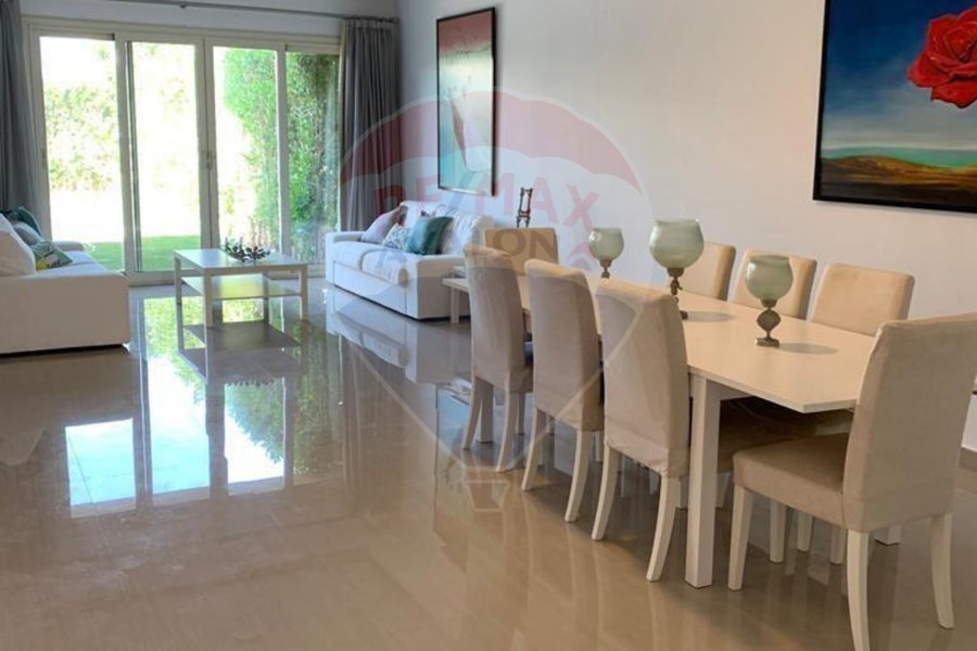 Townhouse for sale (Hacienda Bay) 503 m