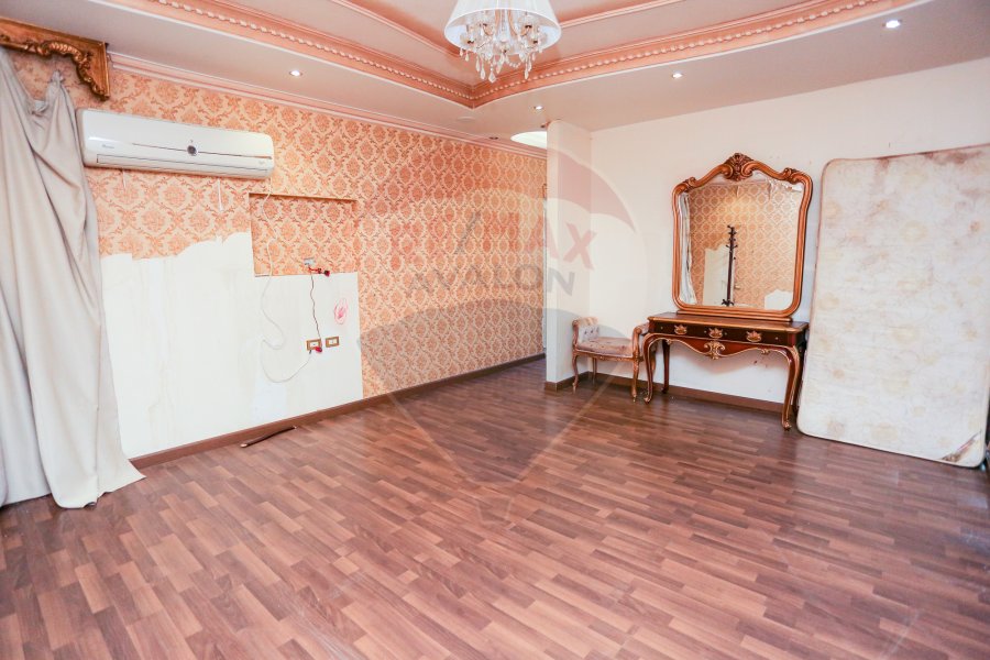 Apartment for sale 225 m Mostafa kamel (Abo qur st)