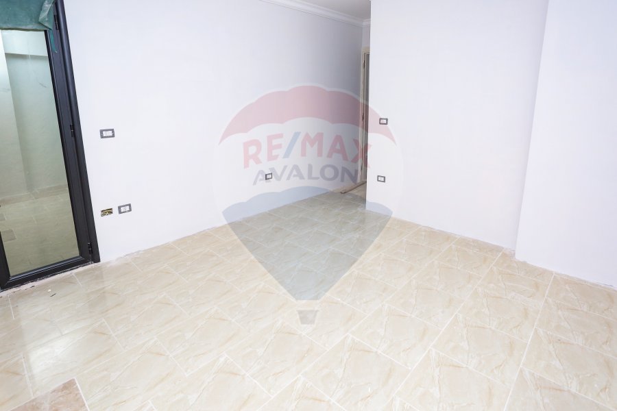 Apartment for sale 170 m Smouha (East Towers Compound - Ryada St