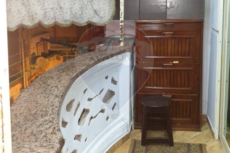 Apartment for sale 145 m Moharam Bek (Al-Rasafa Square)