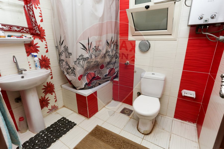 Apartment for sale, 140 m, Sidi Bishr Bahri (branched from Gamal Abdel Nasser St. and El Essawy)